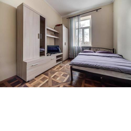 Apartment on Lysenka 27
