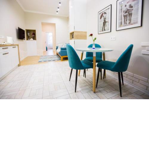 Apartment on Mosyazhna street 4
