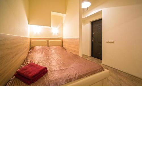 Apartment on Rappoporta 7a-4