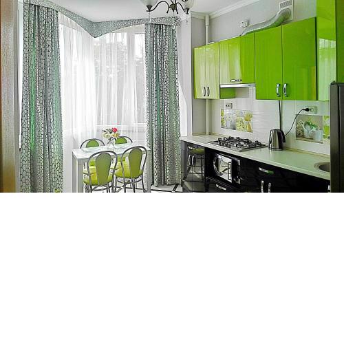 Apartment on Stepana Bandery 35