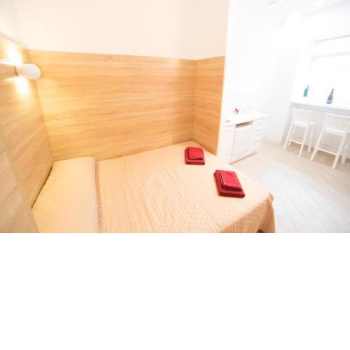 Apartment on SVYATOHO TEODORA SQUARE 5