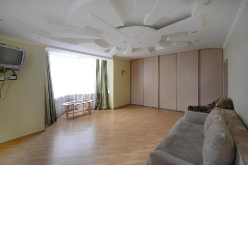 Apartment on Urlivska Street 10a