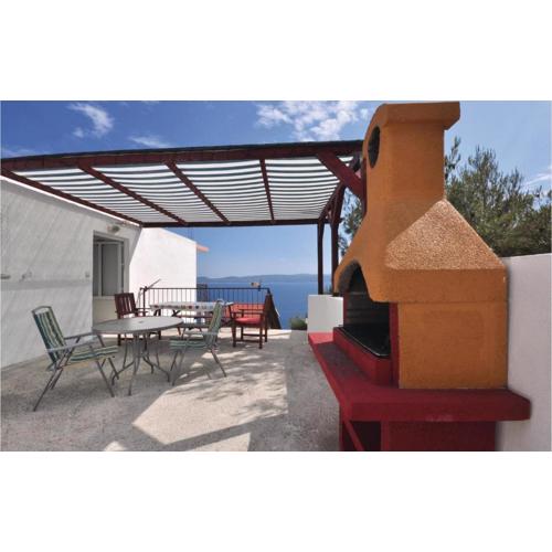 Apartment P, Porta I