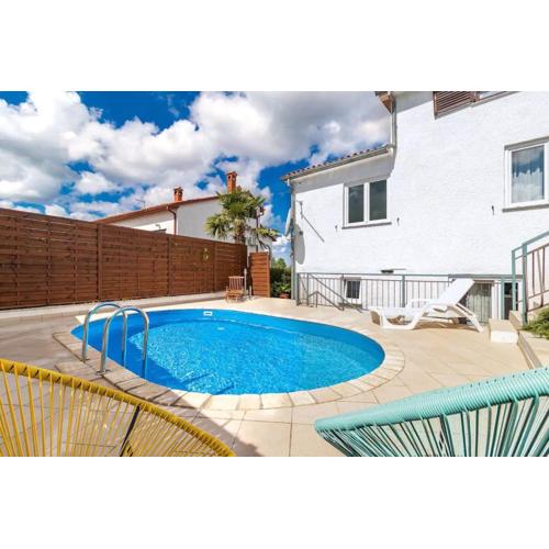 Apartment Paola with private Pool