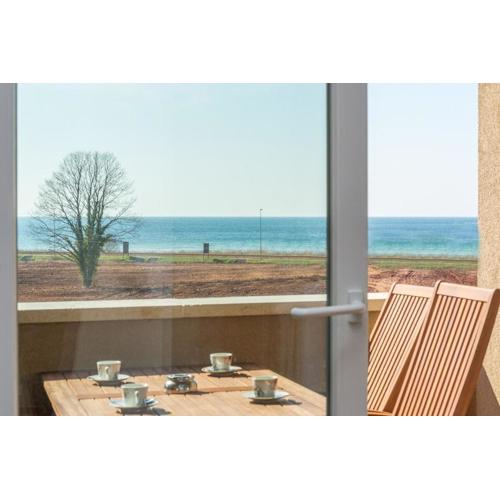 Apartment Paradiso with Sea View