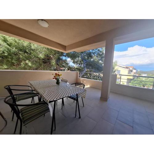 Apartment Pervan by the beach 2 bedrooms
