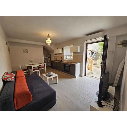 Apartment Porat Sali