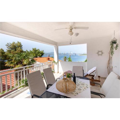 Apartment Radalj Iii