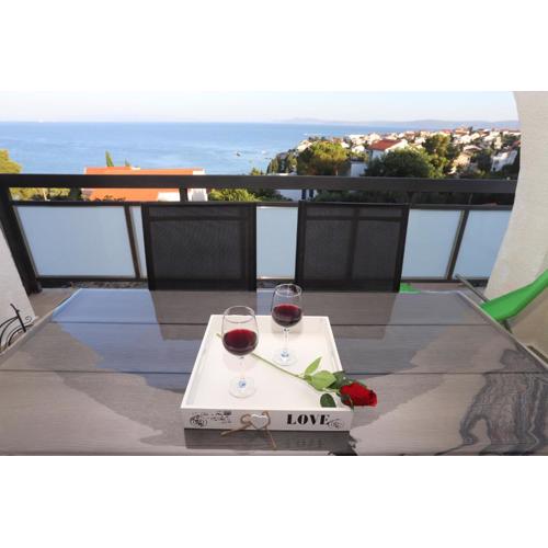 Apartment Relaxing sea view, Okrug Gornji