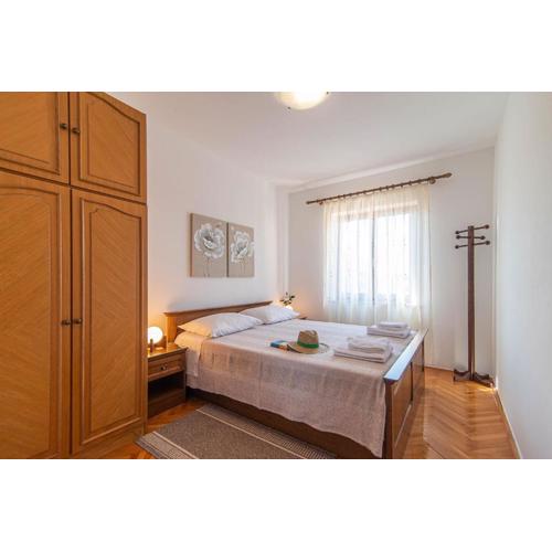 Apartment Revera