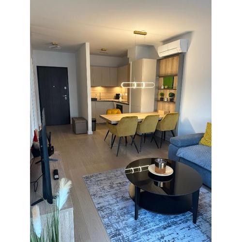Apartment Rhea SelfCheckIn free Garage Loggia New