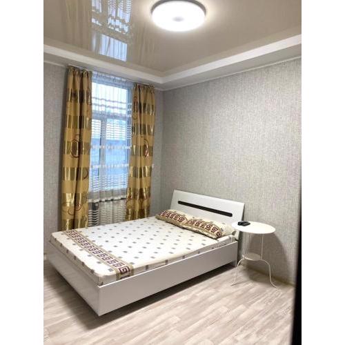 Apartment room-СВІТЛО ЦІЛОДОБОВО -біля вокзалу-недалеко від центру