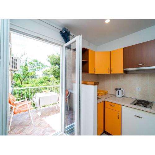 Apartment & Rooms Papa - Studio Apartment with Balcony and Partial Sea View