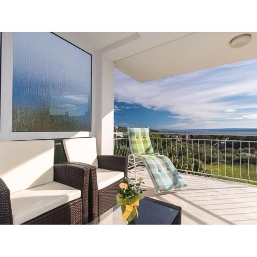 Apartment Salvagno - Two Bedroom Apartment with Balcony and Sea View