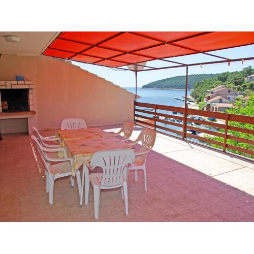 Apartment Šarenko-2 by Interhome