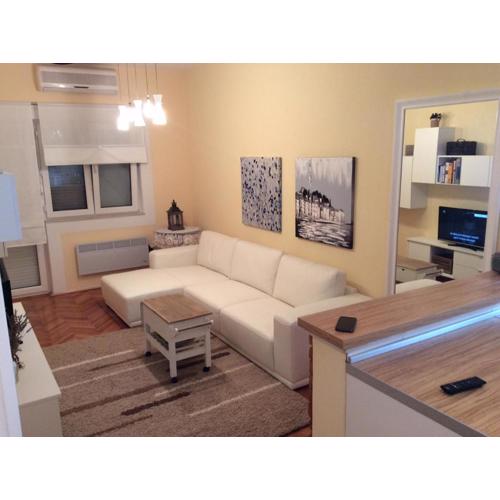Apartment Satus