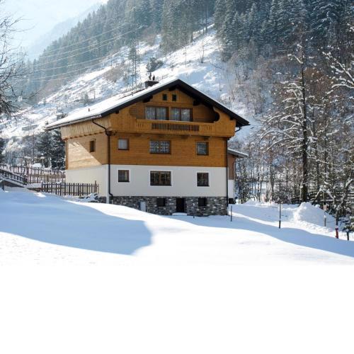 Apartment Schragl by Interhome