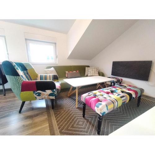 Apartment Sitar