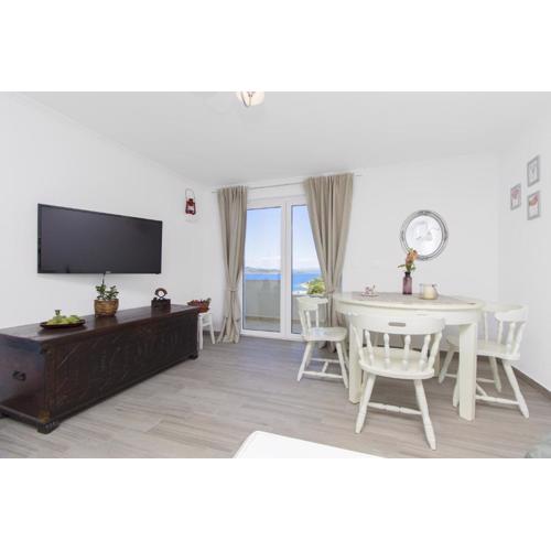 Apartment Skroza 2