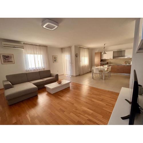 Apartment Sole