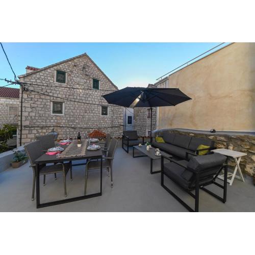 Apartment STARI GRAD