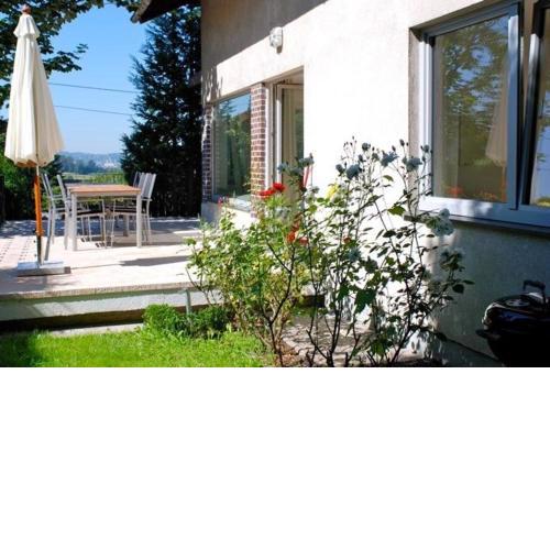 Apartment Sternentor