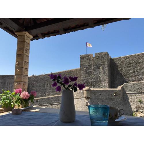 Apartment STONE by City Walls