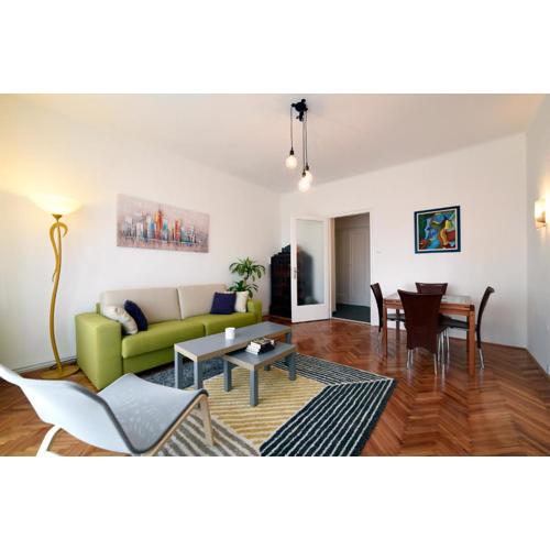 Apartment Sunny