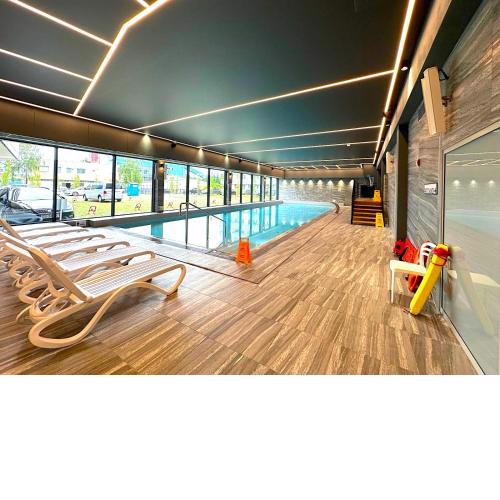 Apartment Superior Baltic with Terrace - Pool, Saunas, Jacuzzi, Fitness, Salzgrotte