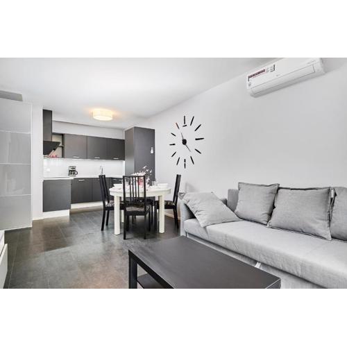 Apartment Świstackiego with FREE GARAGE by Noclegi Renters
