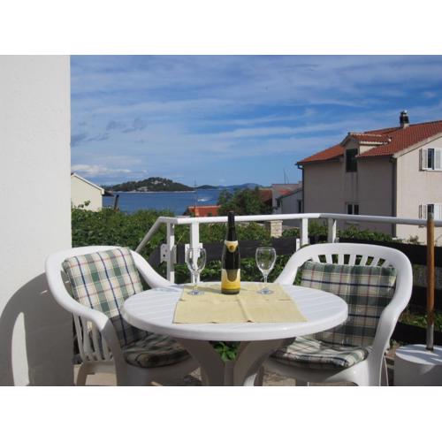 Apartment Tisno Residence