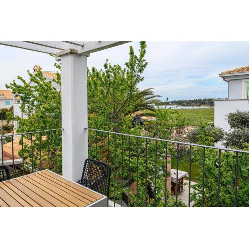 Apartment Tramontana near the beach in Bašanija - Umag
