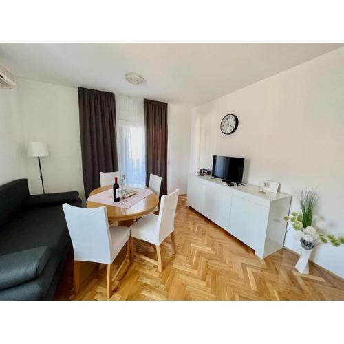 Apartment Troisa