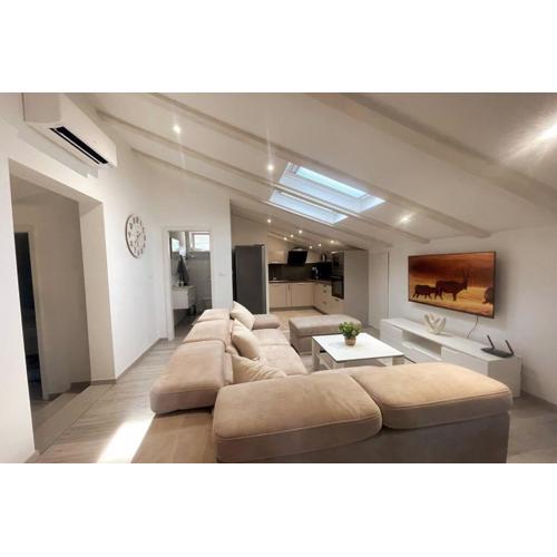Apartment Vacation Rental Near Pula