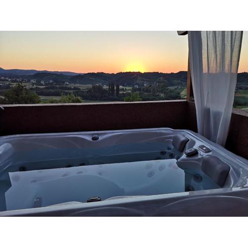 Apartment Viksa with Jacuzzi