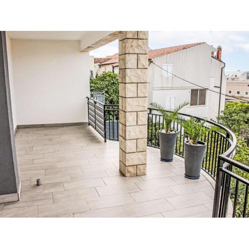 Apartment Villa Silvia-2 by Interhome