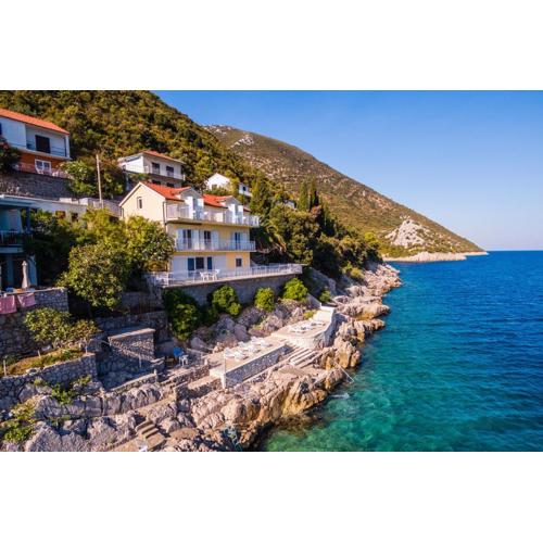 Apartment Villa Waterfront