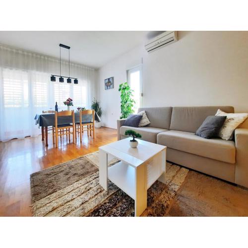 Apartment Violetta-Punta