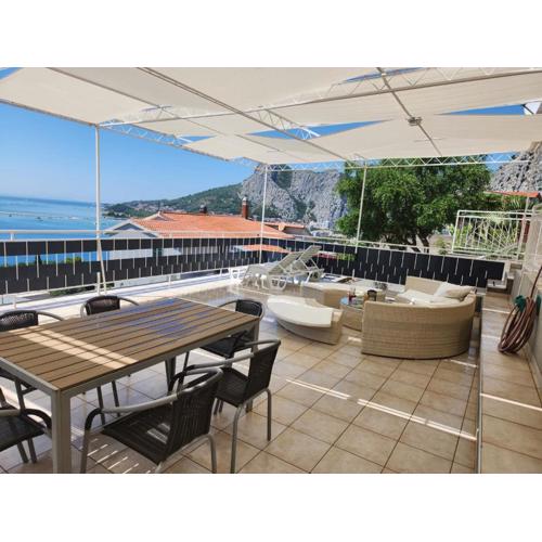 Apartment Vista Omiš