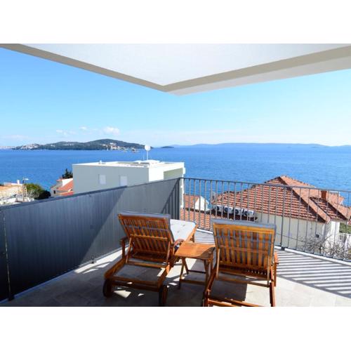 Apartment Viva-by the sea-panorama penthouse by Interhome