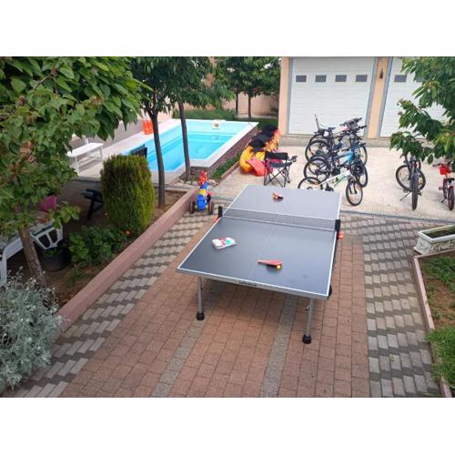 Apartment Vrljika,with private pool,bikes,garage