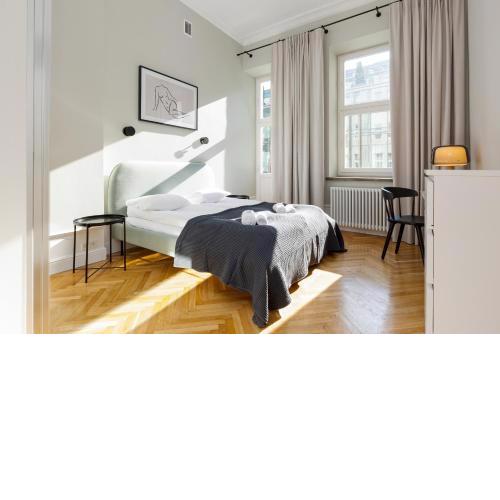 Apartment Warsaw Boduena by Renters Prestige