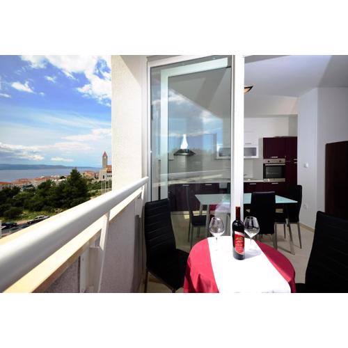 Apartment West