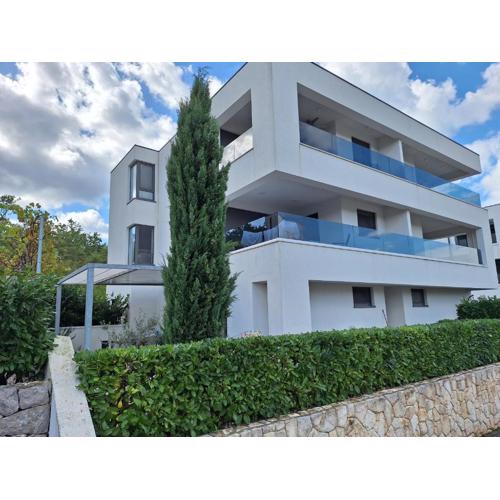 Apartment White