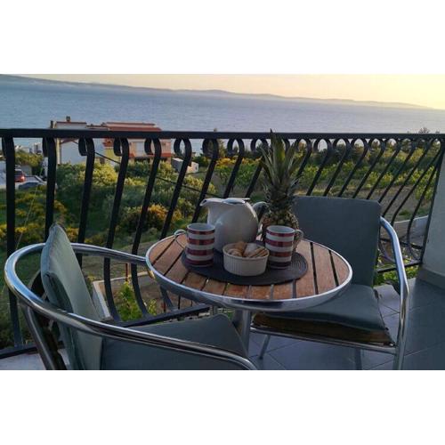 Apartment Wish - Two Bedroom Apartment with Sea View Terrace