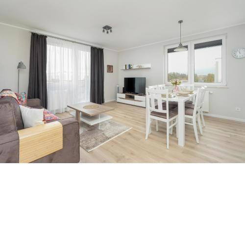 Apartment with 2 Bedrooms and FREE GARAGE Poznań by Noclegi Renters
