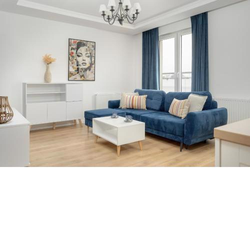 Apartment with 2 Bedrooms & Balcony and FREE GARAGE Wroclaw by Noclegi Renters