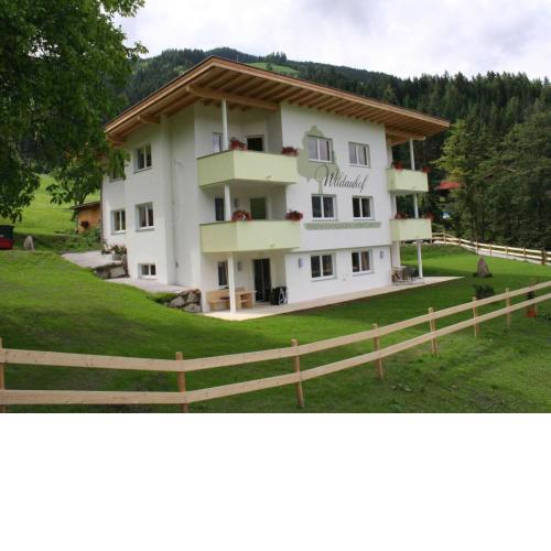 Apartment with a sauna in Fügen near the ski area
