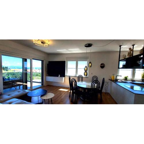 Apartment with a sea view