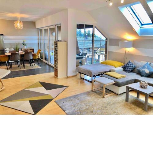 Apartment With Amazing Lake- and Mountain View